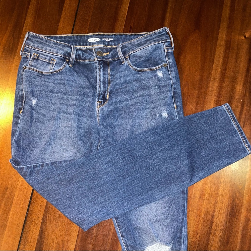 Old Navy Distressed Skinny Jeans!